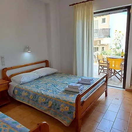 Timotheos Basic Hotel *